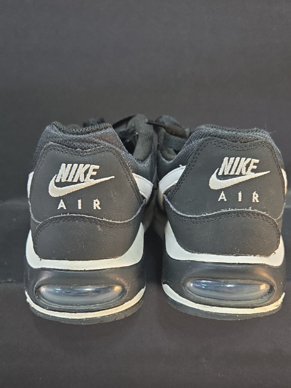 Nike Air Max Command Black and White Running Sneakers Woman's Size 9 - Picture 7 of 11